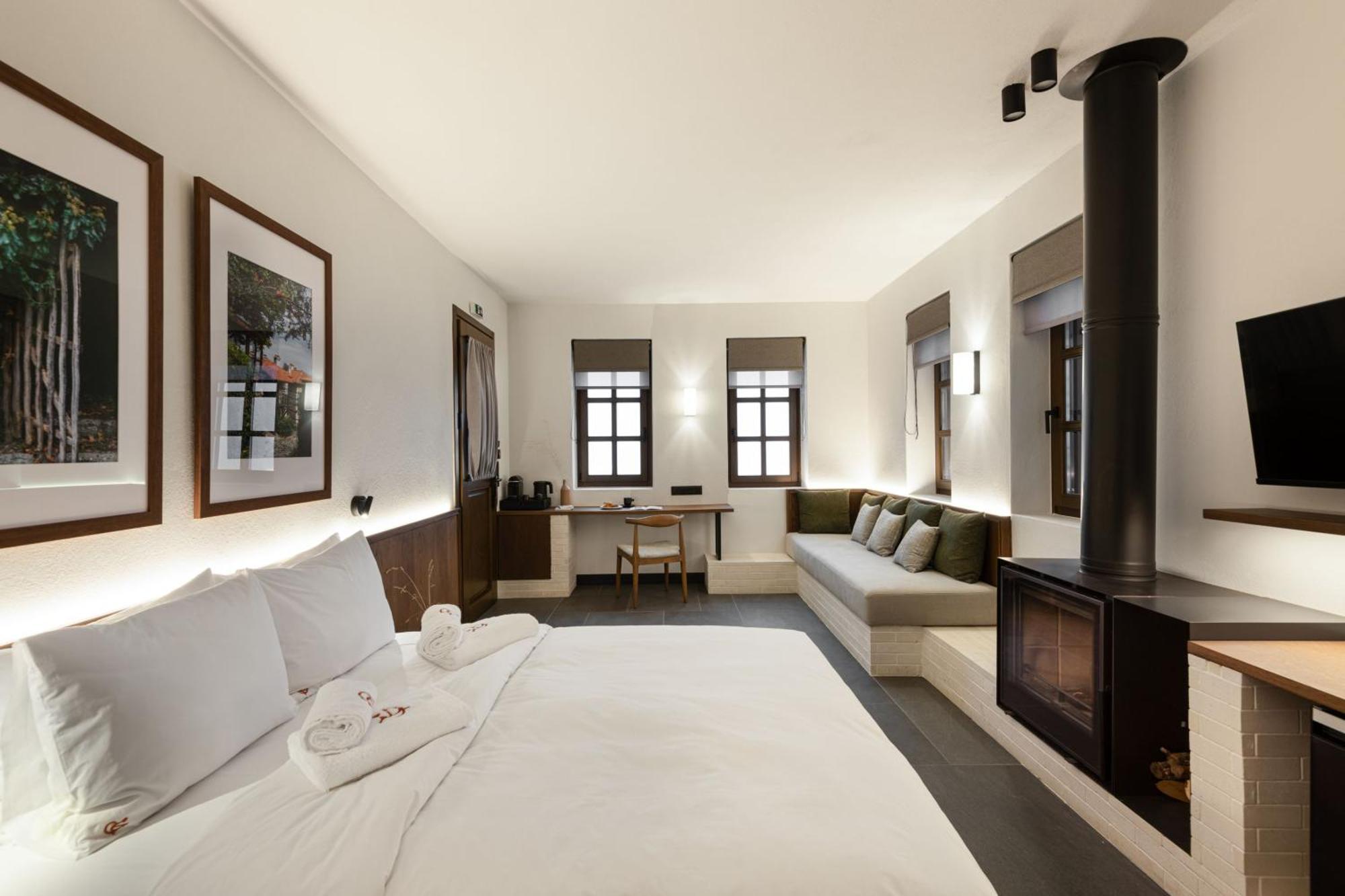 Unedo All Seasons Boutique Hotel Palaios Panteleimonas Luaran gambar
