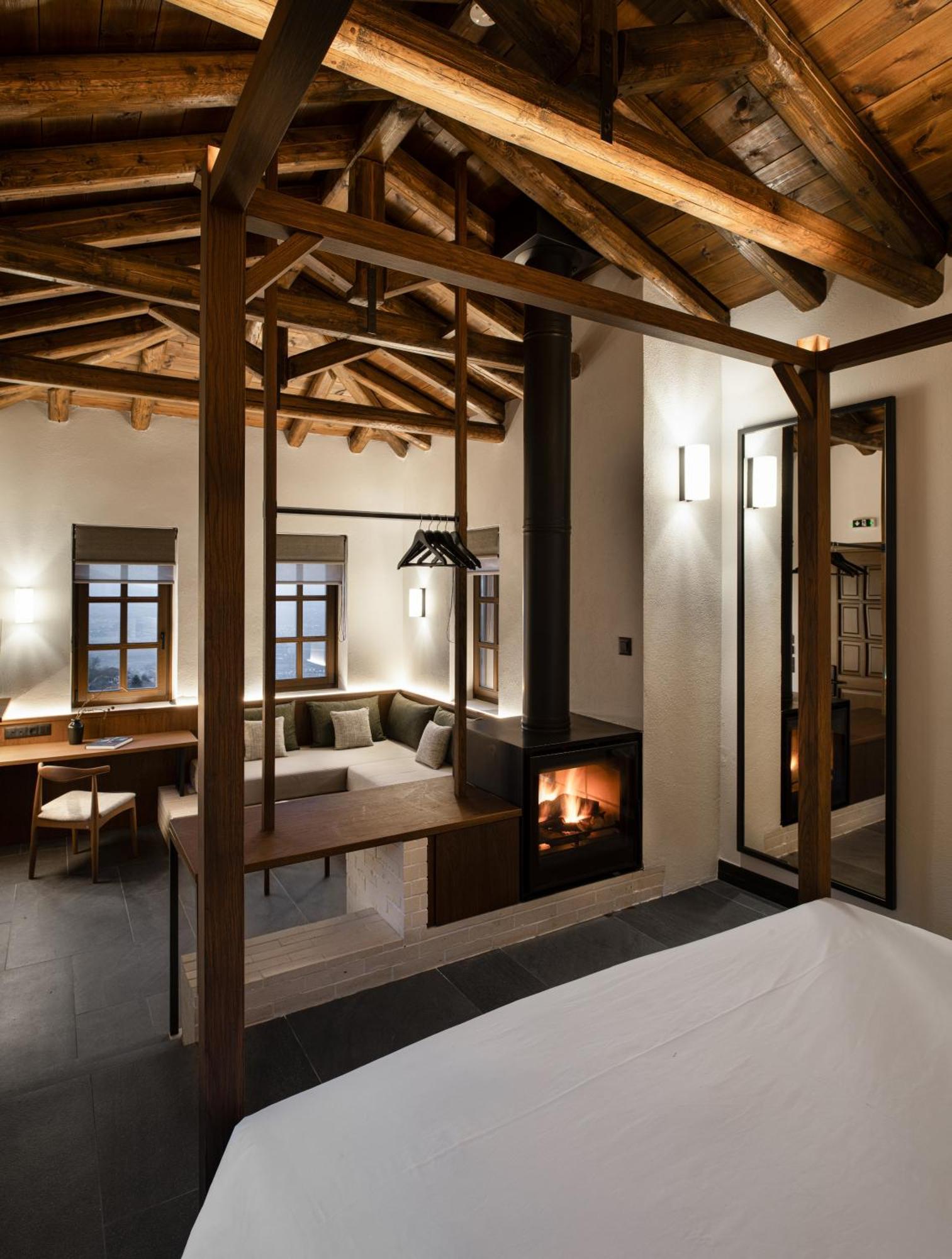 Unedo All Seasons Boutique Hotel Palaios Panteleimonas Luaran gambar