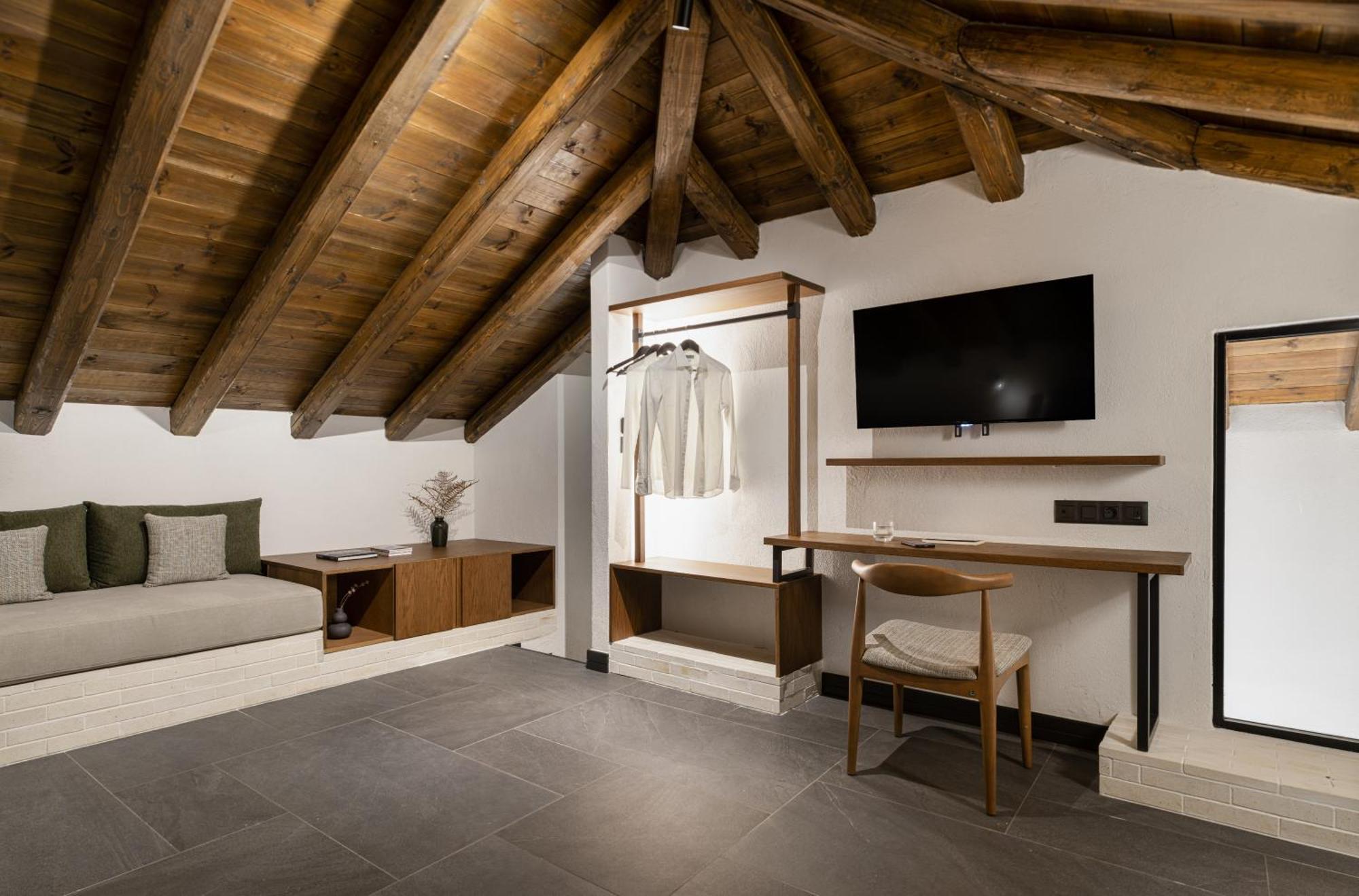 Unedo All Seasons Boutique Hotel Palaios Panteleimonas Luaran gambar