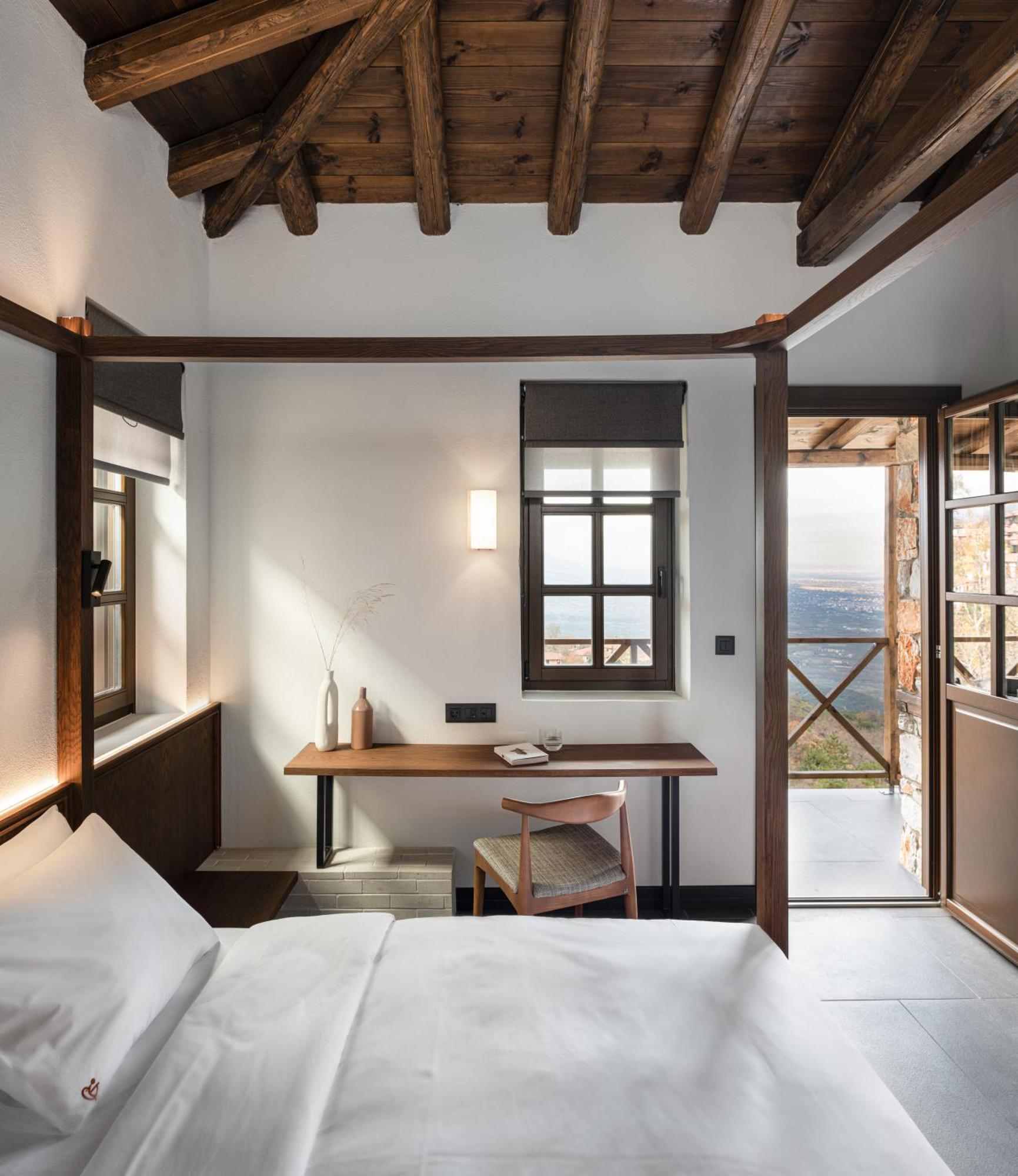 Unedo All Seasons Boutique Hotel Palaios Panteleimonas Luaran gambar